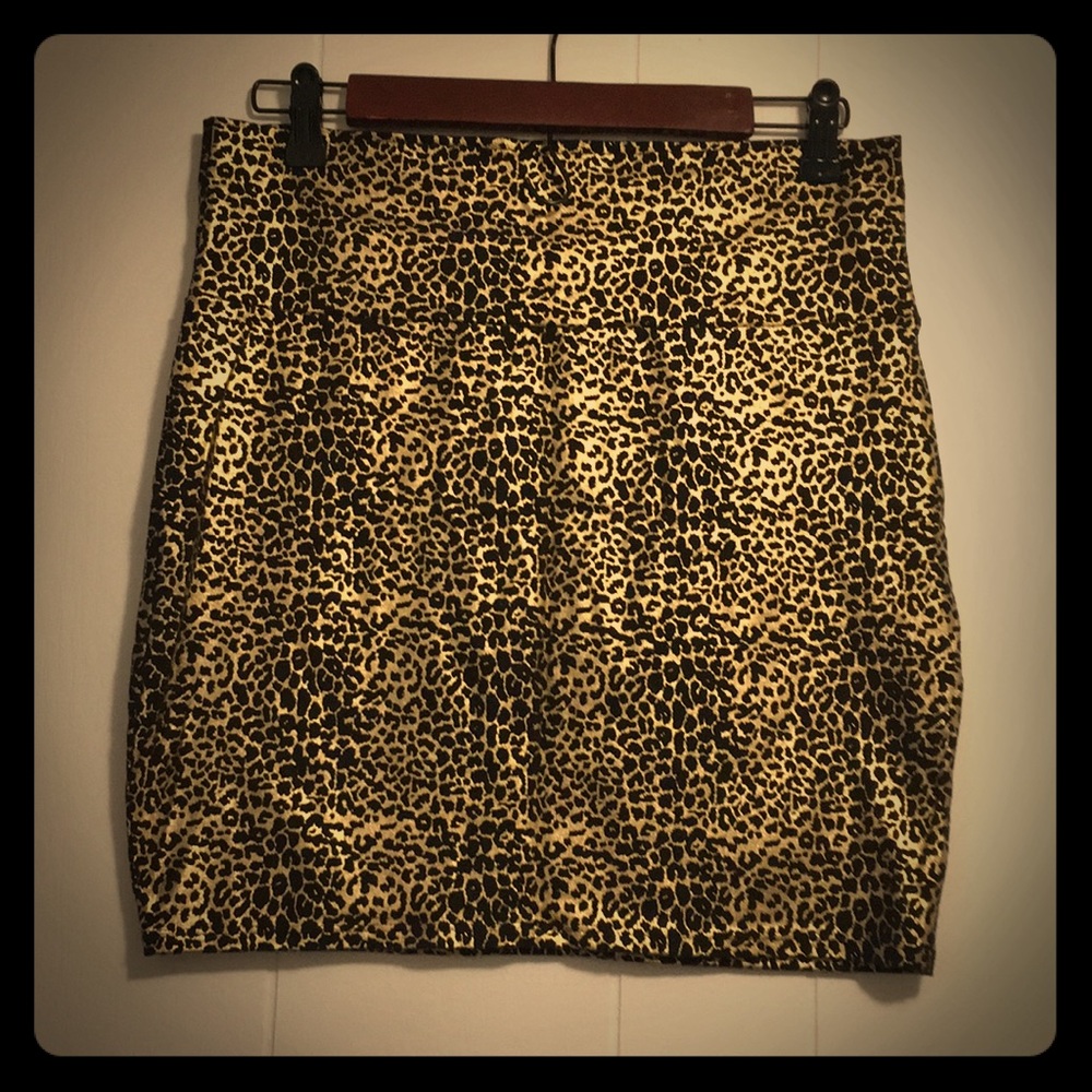 💕Leopard Gold And Black Foil Skirt